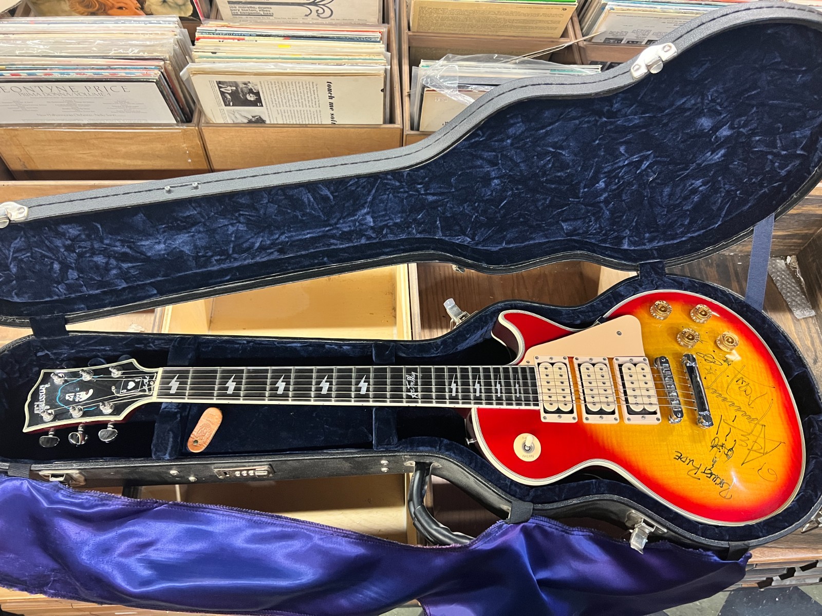 Ace Frehley Custom Gibson Les Paul SIGNED Autographed JSA
