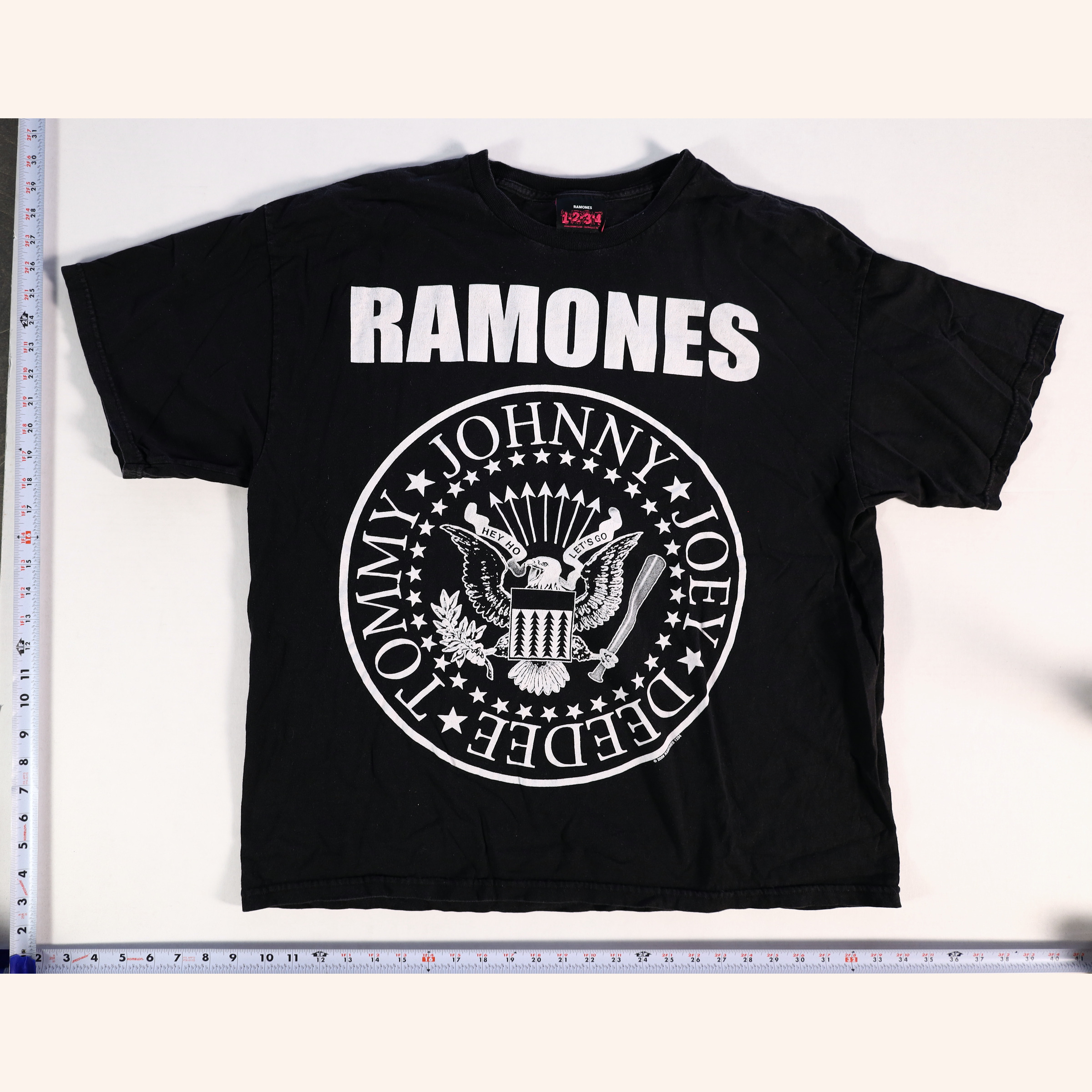 Vintage 2000s RAMONES Presidential Seal Logo T-Shirt Size 2XL