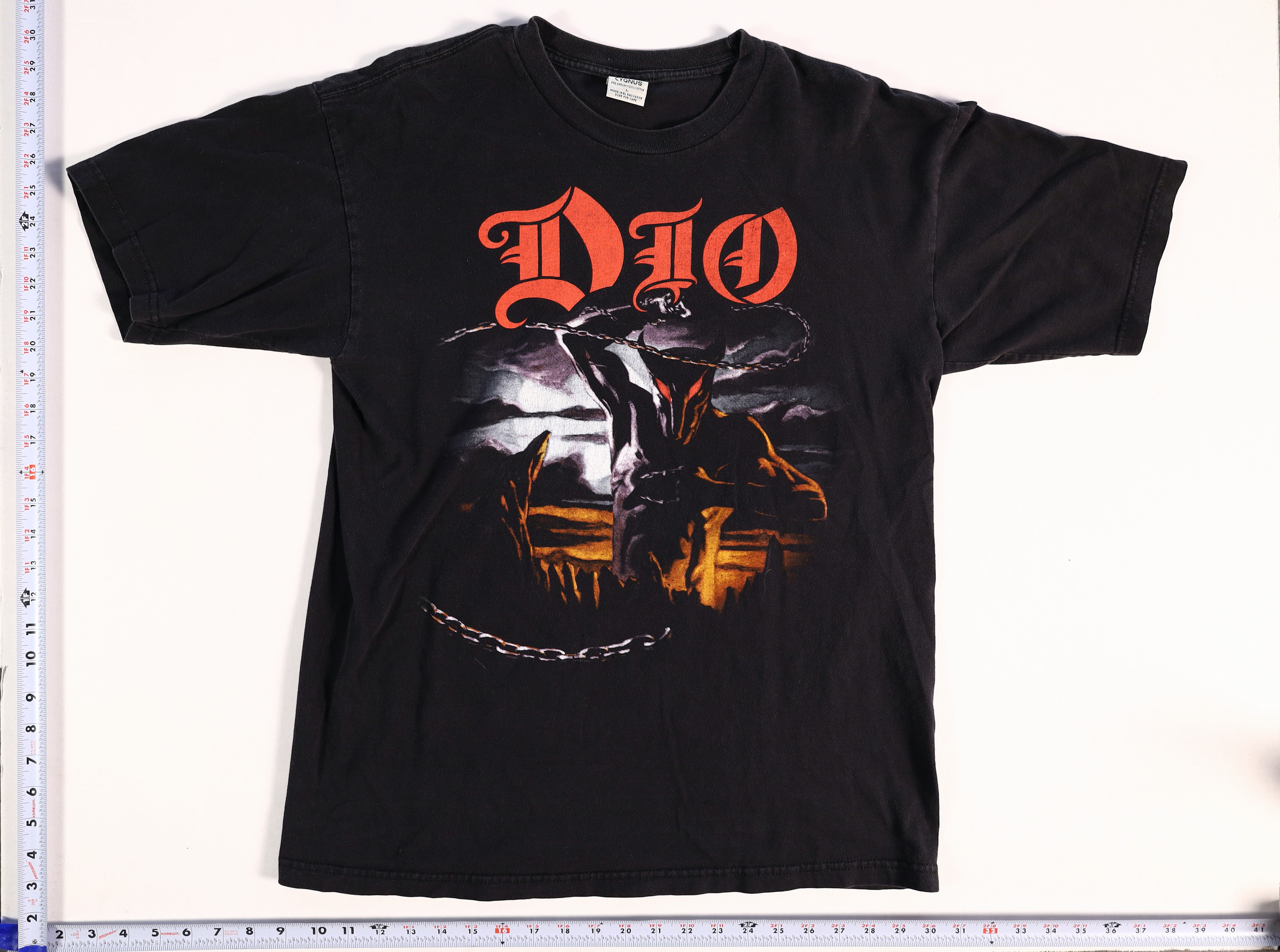 2000s Dio T-Shirt Size L Black Cotton Short Sleeve Graphic Tee