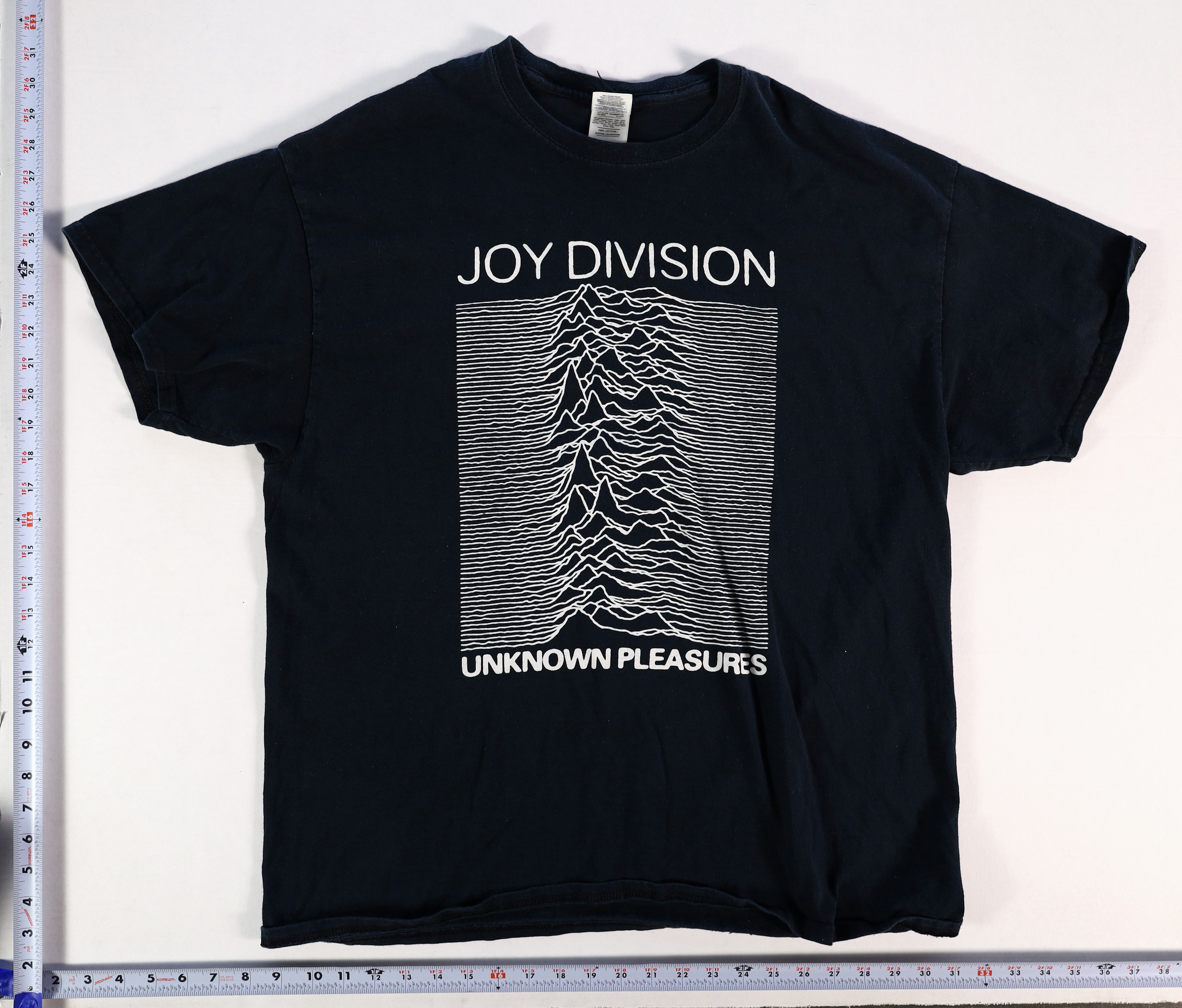 2000s Joy Division Unknown Pleasures T-Shirt Size XL