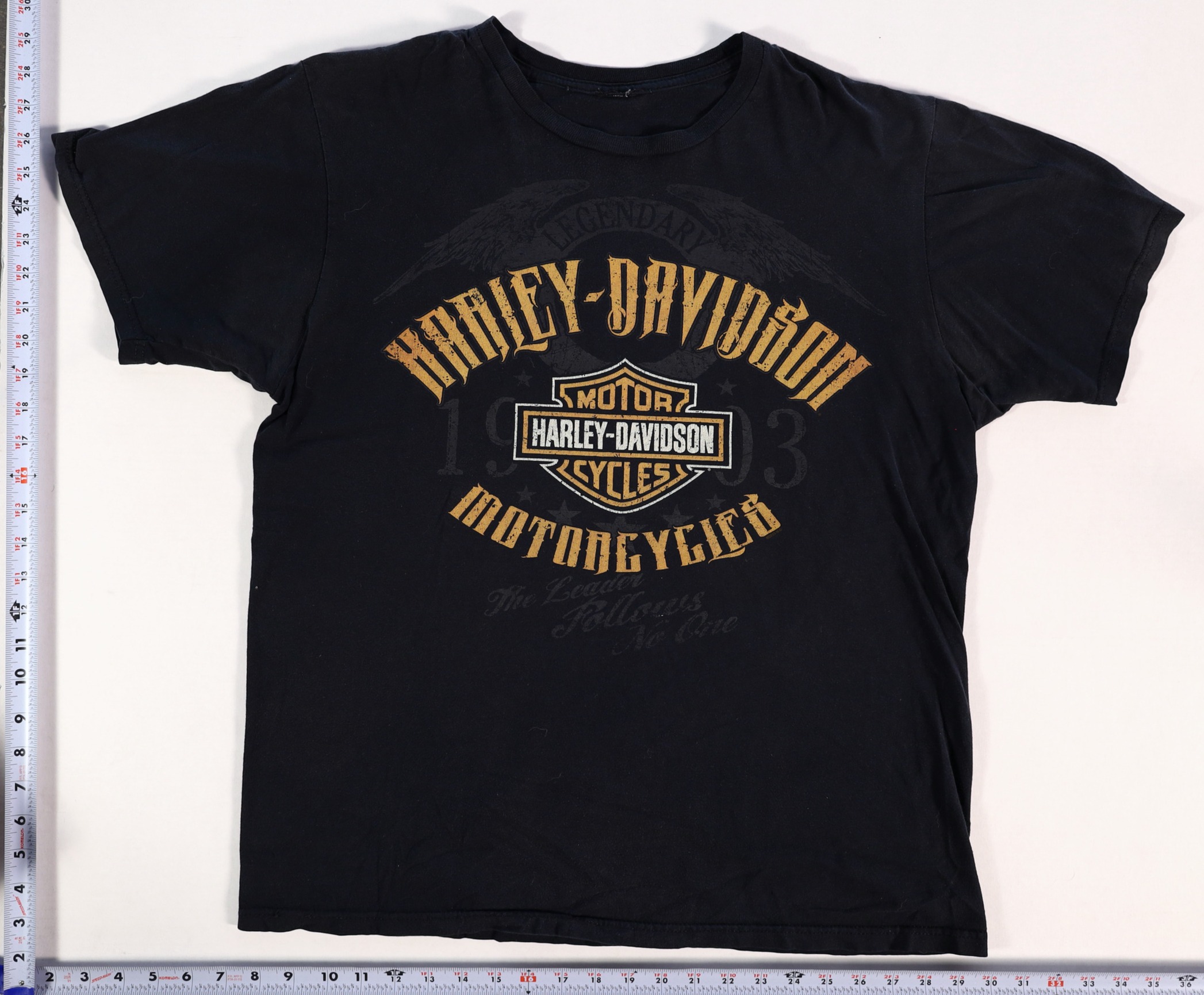 Harley-Davidson Legendary 1903 Motorcycles T-Shirt Fits Like L/XL Graphic Tee