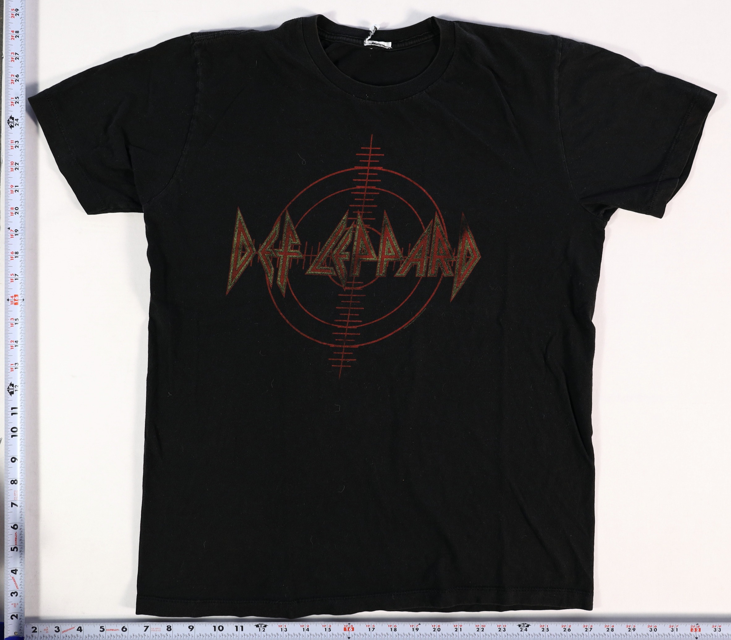 Def Leppard Pyromania T-Shirt Fits Like L