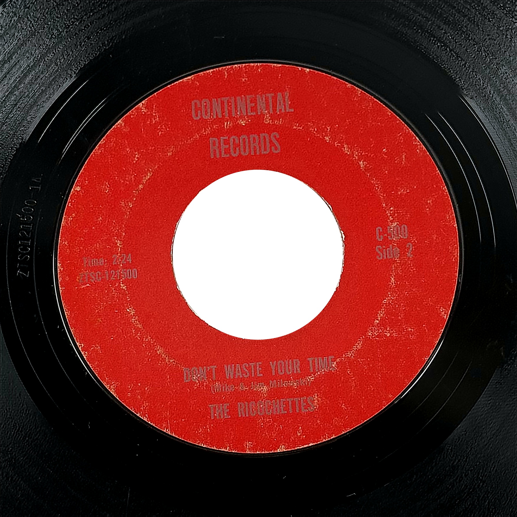 The Ricochettes Find Another Boy / Don't Waste Your Time 7" Vinyl 45 RPM 1966