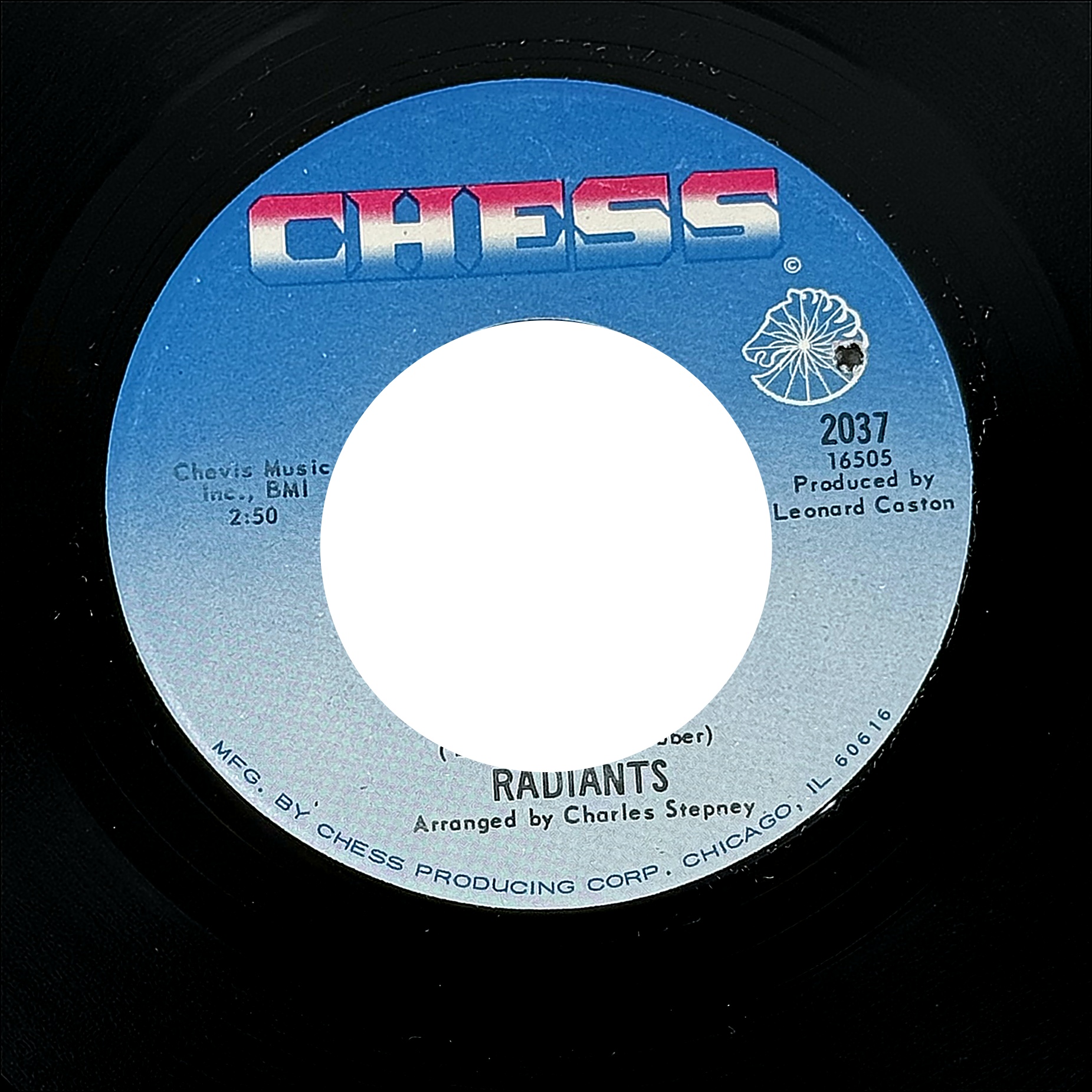 Radiants Hold On / I'm Glad I'm The Loser 7" Vinyl 45 RPM Chess 2037 1968 Soul
