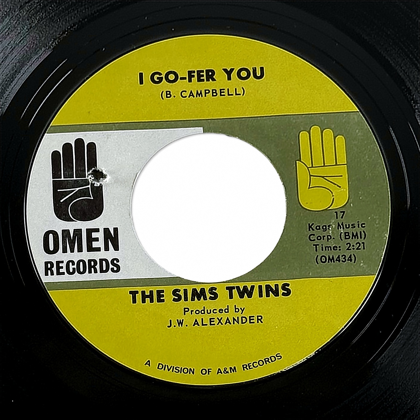 The Sims Twins I Go-Fer You / A Losing Battle 7" Vinyl 45 RPM Omen Records 17